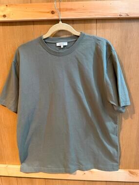 Arne - Green Crewneck / size L / NWOT